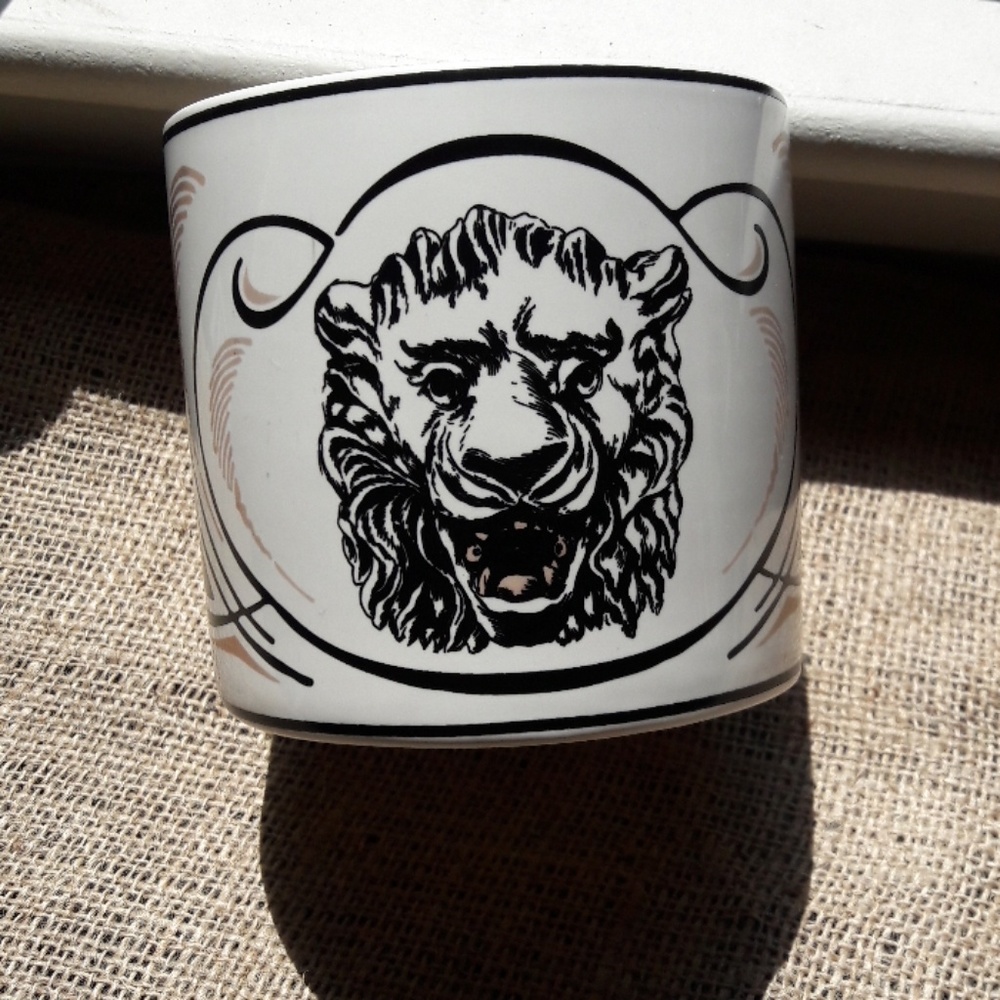 Sir Madam Leo astrological stoneware 24 oz